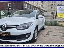 Weiß Gebraucht 2016 Renault Mégane III Limousine | 6.450 € (Guter Preis)