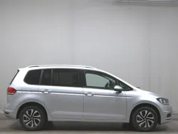 Silber Gebraucht 2022 VW Touran Comfortline Van / Kleinbus | 16.980 € (Superpreis)