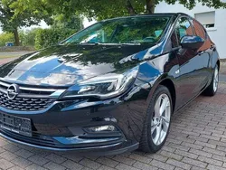 Schwarz Gebraucht 2018 Opel Astra Limousine | 11.999 € (Fairer Preis)