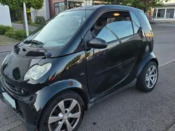 Schwarz Gebraucht 2005 Smart ForTwo Coupé Pure Coupé | 1.250 € (Fairer Preis)