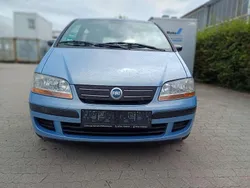 Blau Gebraucht 2004 Fiat Idea Active Van / Kleinbus | 1.299 € (Superpreis)