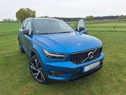 Blau Gebraucht 2019 Volvo XC40 R-Design SUV | 22.900 € (Fairer Preis)
