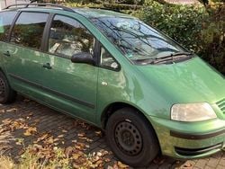 Grün Gebraucht 2002 VW Sharan Family Van / Kleinbus | 2.250 € (Guter Preis)