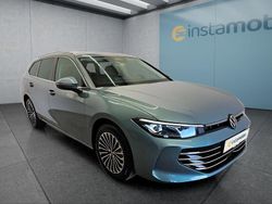 Grün Gebraucht 2025 VW Passat Kombi | 44.949 € (Fairer Preis)