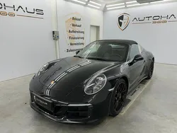 Tiefschwarzmetallic Gebraucht 2018 Porsche 911 Targa 4 Sport Cabrio | 109.990 €