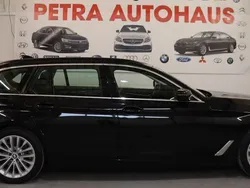 Schwarz Gebraucht 2019 BMW 520 Luxury Line Kombi | 19.199 € (Superpreis)