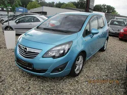 Blau Gebraucht 2011 Opel Meriva Innovation Van / Kleinbus | 4.799 € (Fairer Preis)