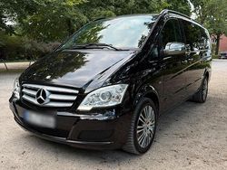 Schwarz Gebraucht 2012 Mercedes Viano Van / Kleinbus | 17.000 € (Etwas zu teuer)