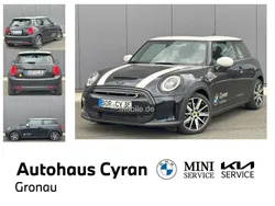 Schwarz Gebraucht 2024 Mini Cooper SE Kleinwagen | 22.850 € (Fairer Preis)