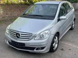 Silber Gebraucht 2006 Mercedes B200 Van / Kleinbus | 5.950 € (Fairer Preis)