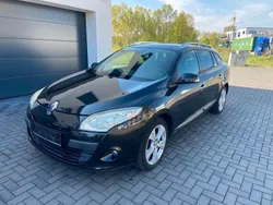 Perlmuttschwarz Gebraucht 2010 Renault Mégane GrandTour Dynamique Kombi | 4.490 € (Fairer Preis)