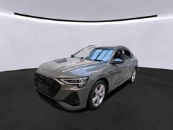 Chronosgrau metallic Gebraucht 2023 Audi e-tron Sportback Black Edition SUV | 48.610 € (Etwas zu teuer)