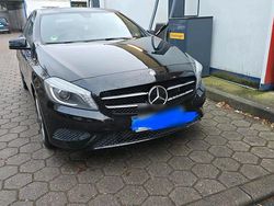 Schwarz Gebraucht 2013 Mercedes A200 Kleinwagen | 13.400 € (Fairer Preis)