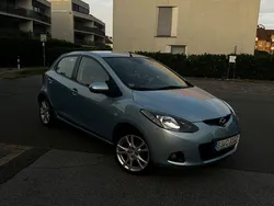 Silber Gebraucht 2007 Mazda 2 Independence Limousine | 2.599 € (Fairer Preis)