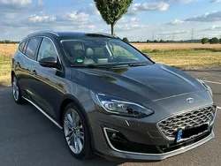 Grau Gebraucht 2019 Ford Focus Vignale Kombi | 19.000 € (Fairer Preis)