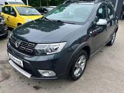 Grau Gebraucht 2020 Dacia Sandero Anniversary Kleinwagen | 9.990 € (Guter Preis)