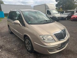 Braun Gebraucht 2010 Lancia Phedra Van / Kleinbus | 4.200 €