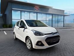 Weiß Gebraucht 2014 Hyundai i10 Basis Kleinwagen | 4.899 € (Etwas zu teuer)