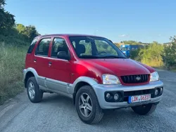 Rot Gebraucht 2003 Daihatsu Terios SUV | 2.999 € (Teuer)