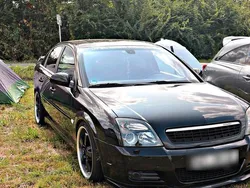 Schwarz Gebraucht 2003 Opel Vectra GTS Limousine | 1.700 € (Guter Preis)