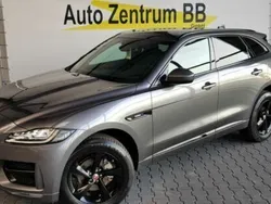 Grau metallic Gebraucht 2017 Jaguar F-Pace R-Sport SUV | 47.500 €
