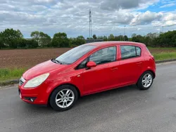Rot Gebraucht 2009 Opel Corsa Kleinwagen | 2.100 € (Guter Preis)