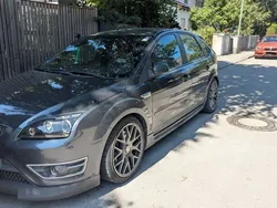 Grau Gebraucht 2007 Ford Focus ST Limousine | 5.950 € (Guter Preis)