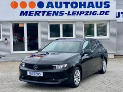 Schwarz perla nera Gebraucht 2024 Opel Astra Enjoy Kombi | 22.990 € (Guter Preis)
