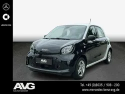 Schwarz Gebraucht 2021 Smart ForFour Electric Drive Limousine | 10.800 € (Etwas zu teuer)