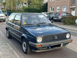 Blau Gebraucht 1987 VW Golf Limousine | 2.800 €