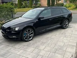 Schwarz Gebraucht 2017 Skoda Superb SportLine Kombi | 18.700 € (Fairer Preis)