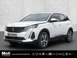 Weiss Gebraucht 2022 Peugeot 3008 Allure SUV | 24.890 € (Fairer Preis)
