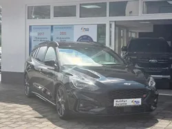 Schwarz Gebraucht 2020 Ford Focus ST Limousine | 18.900 € (Superpreis)