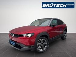 Soul red crystal metallic Gebraucht 2021 Mazda MX30 SUV | 15.980 € (Fairer Preis)