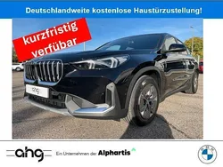 Schwarz (schwarz uni) Neu 2024 BMW iX1 SUV | 37.899 €
