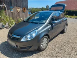 Grau Gebraucht 2011 Opel Corsa Eco Kleinwagen | 2.200 € (Fairer Preis)