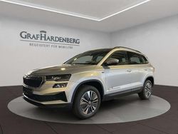 Brilliantsilber metallic Neu 2025 Skoda Karoq Tour SUV | 41.790 €