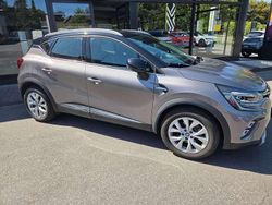 Silber (metallic) Gebraucht 2021 Renault Captur Intens SUV | 17.590 € (Guter Preis)