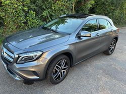 Grau Gebraucht 2016 Mercedes GLA200 Urban SUV | 14.300 € (Guter Preis)