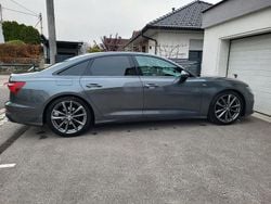 Grau Gebraucht 2018 Audi A6 S-Line Limousine | 28.900 €