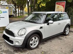 Silber Gebraucht 2011 Mini Cooper Clubman Kombi | 3.499 € (Fairer Preis)
