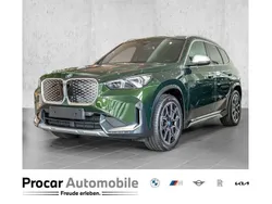 Grün Neu 2024 BMW iX1 M Sport SUV | 54.149 € (Fairer Preis)
