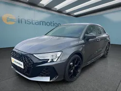 Grau Gebraucht 2025 Audi RS3 Sportback Kleinwagen | 69.049 €