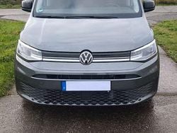 Grau Gebraucht 2024 VW Caddy Style Van / Kleinbus | 35.900 € (Guter Preis)