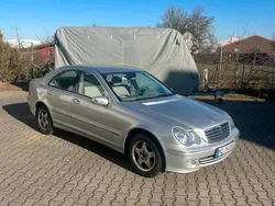 Silber Gebraucht 2005 Mercedes 180 Limousine | 5.000 €
