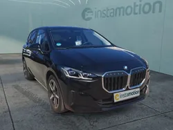 Schwarz Gebraucht 2023 BMW 218 Active Tourer Van / Kleinbus | 27.300 € (Guter Preis)