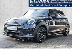 Schwarz Gebraucht 2023 Mini Cooper SE Classic Kleinwagen | 19.540 € (Fairer Preis)