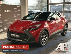 Rot Gebraucht 2023 Toyota C-HR Team SUV | 29.990 € (Etwas zu teuer)
