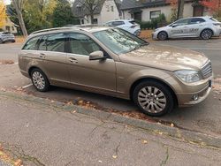 Gold Gebraucht 2008 Mercedes C220 Elegance Kombi | 3.999 € (Teuer)