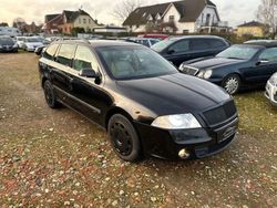 Schwarz Gebraucht 2006 Skoda Octavia Elegance Kombi | 2.890 € (Fairer Preis)